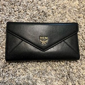 MCM Black Leather Envelope Wallet  VGUC!